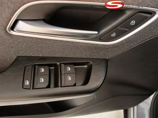 MG ZS Standard range