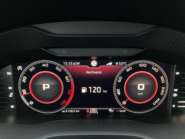 Skoda Karoq 2.0 TSI 4x4 Sportline