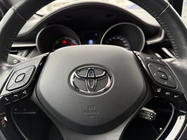 Toyota C-HR Hybride Team D