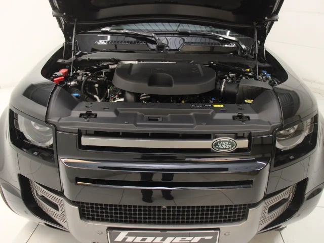 Land Rover Defender D250 Dynamic SE