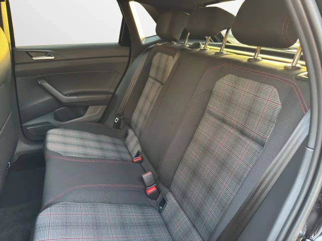 Volkswagen Polo 2.0 TSI DSG GTI