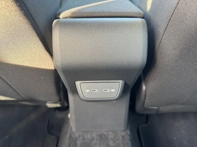 Volkswagen Taigo 1.0 TSI DSG Style