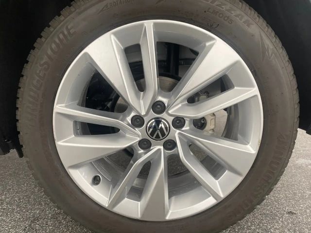 Volkswagen Taigo DSG