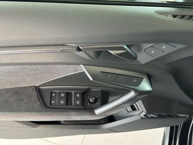 Audi RS3 S-Tronic Sedan