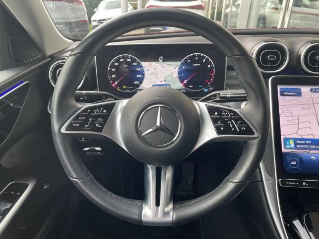 Mercedes-Benz C 200 Sedan