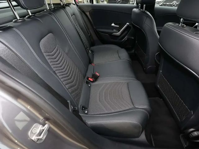 Mercedes-Benz A 180 Hatchback