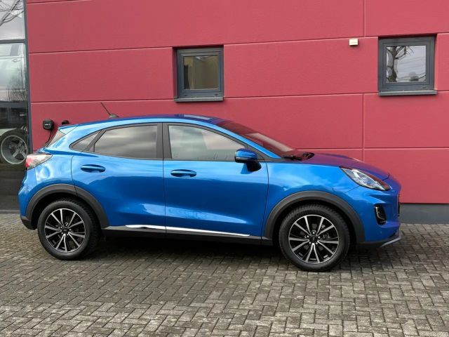 Ford Puma EcoBoost Titanium