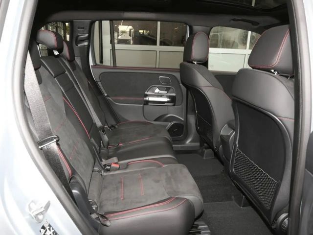 Mercedes-Benz GLB 200 AMG Line