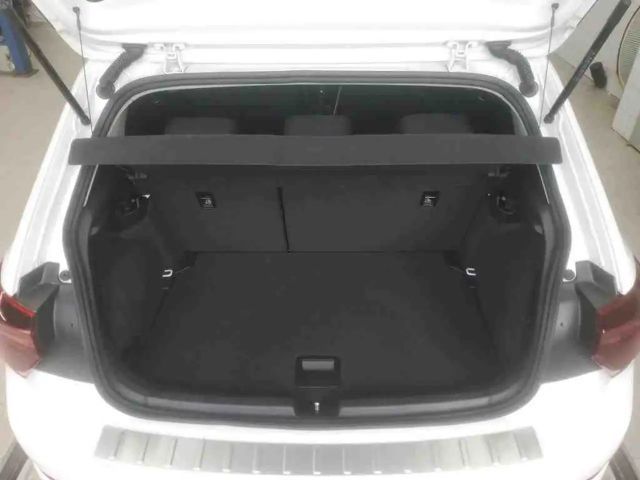 Volkswagen Polo 1.0 TSI DSG Style