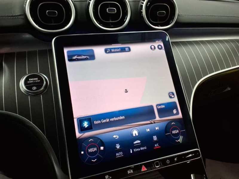 Mercedes-Benz C 200 AMG Line Sedan