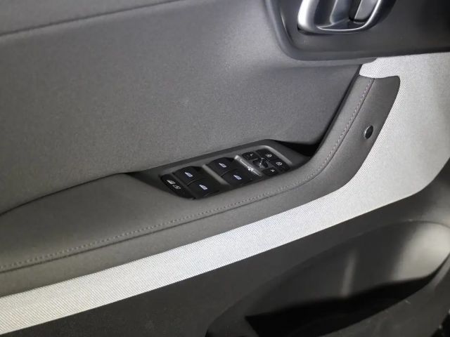Polestar 2 Polestar 2 DAB LED RFK el. Sitze Klimaaut. PDC