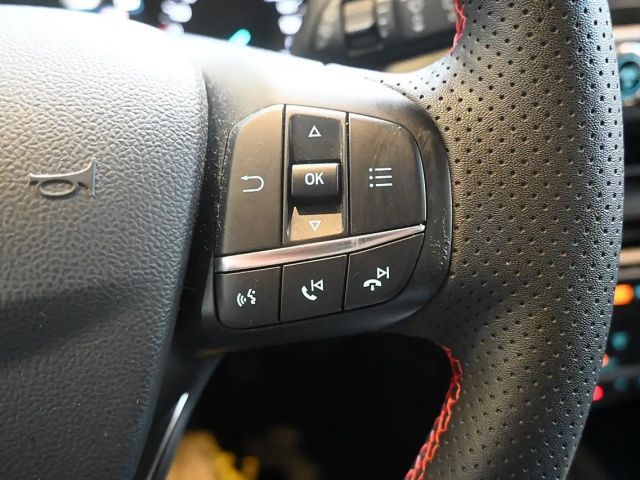 Ford Focus EcoBoost ST Line