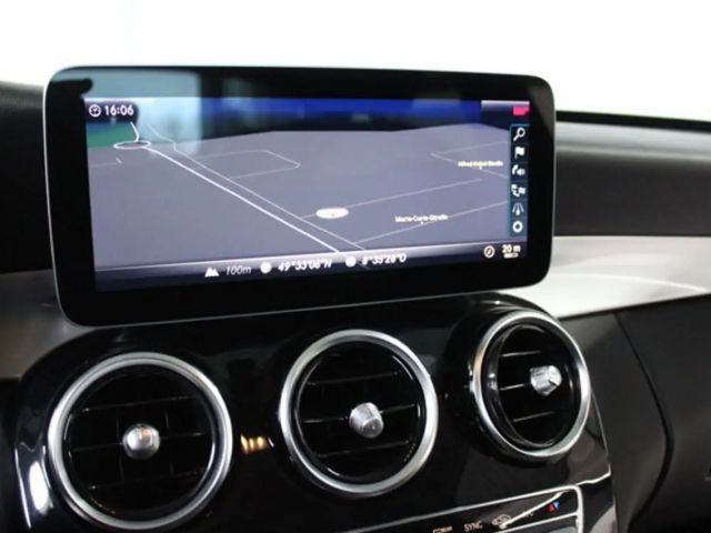 Mercedes-Benz C 200 C 200 d Sedan