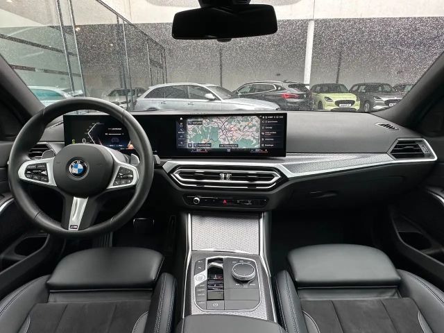 BMW 320 320d M-Sport Sedan xDrive