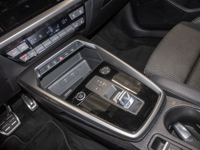 Audi A3 35 TFSI S-Line S-Tronic Sportback