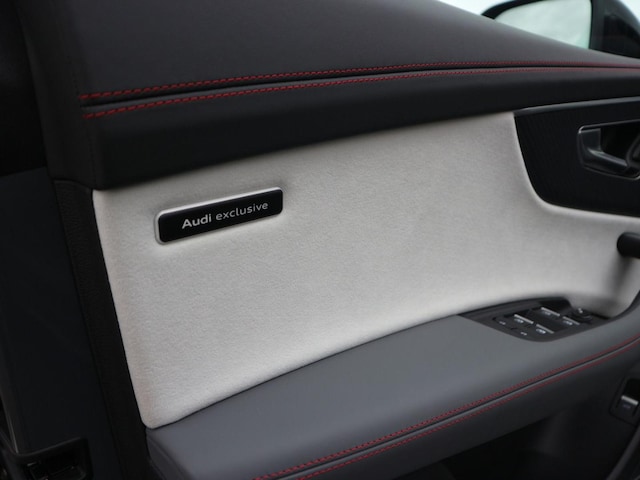 Audi RS Q8 Performance Quattro