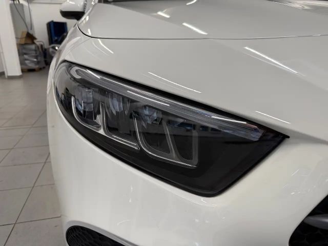 Mercedes-Benz A 180 Hatchback