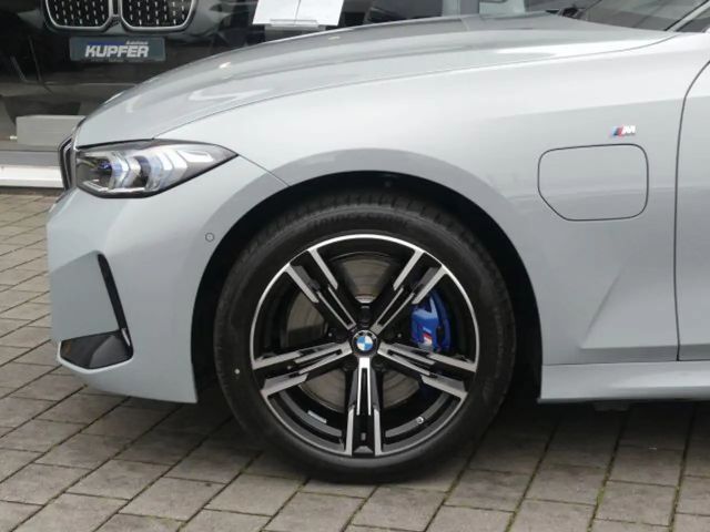 BMW 330 330e M-Sport Touring