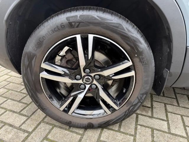 Volvo XC40 AWD Dark Plus