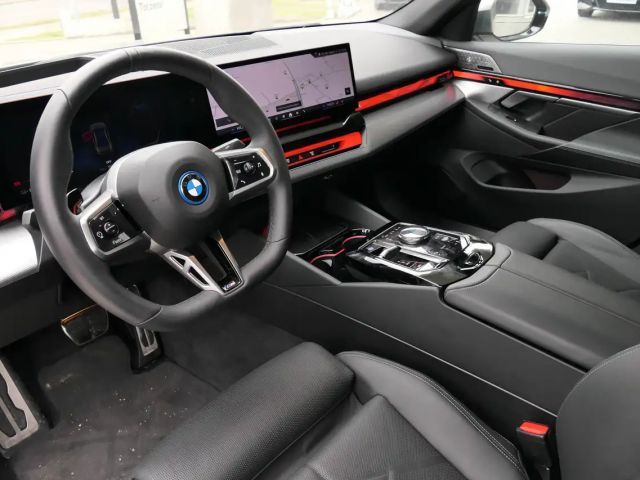 BMW i5 M-Sport Sedan eDrive40