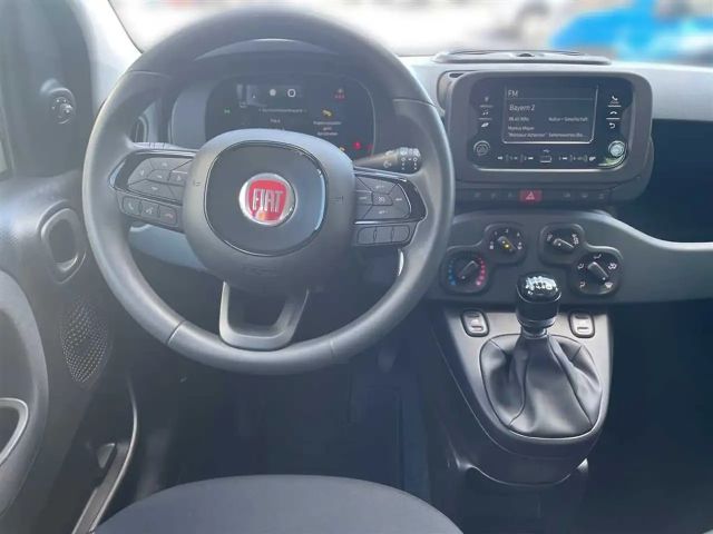 Fiat Panda 1.0 GSE Hybrid PDC*Klima*Tempomat*Bluetooth*ZV*Iso
