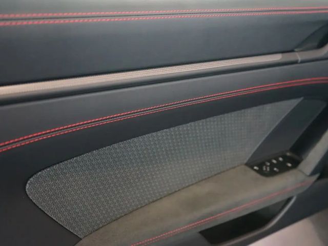 Porsche 992 Cabrio Carrera GTS