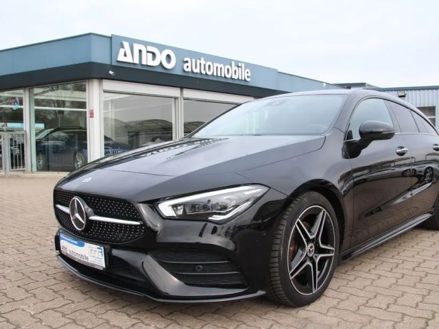 Mercedes-Benz CLA 200 AMG Line