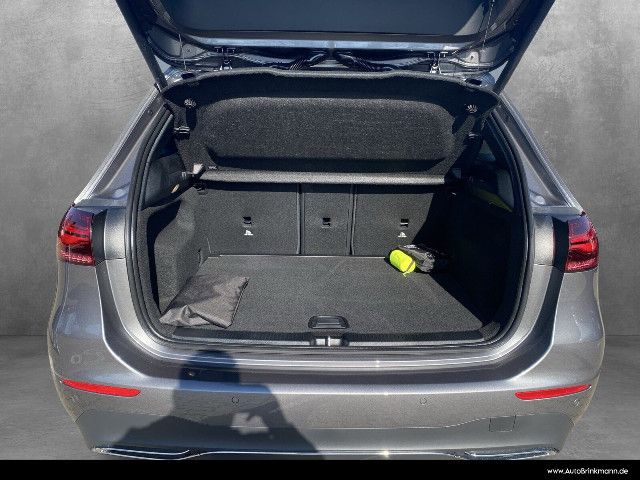 Mercedes-Benz B 180 Sedan