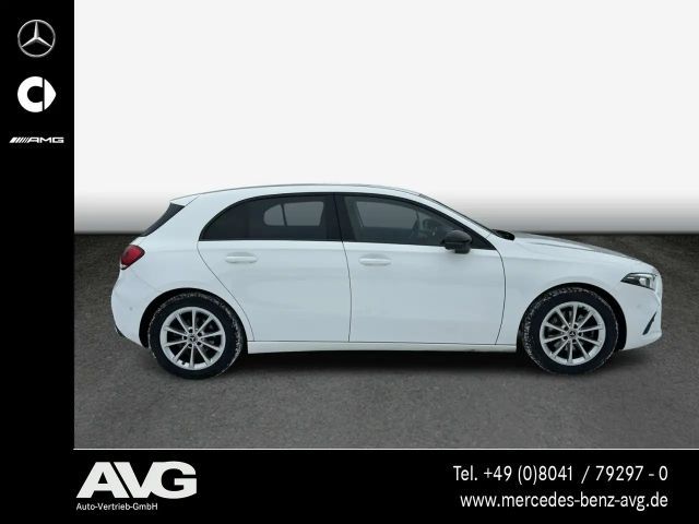 Mercedes-Benz A 200 Hatchback Progressive