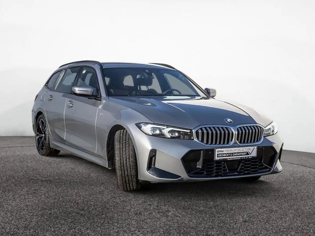 BMW 330 330i M-Sport Touring xDrive