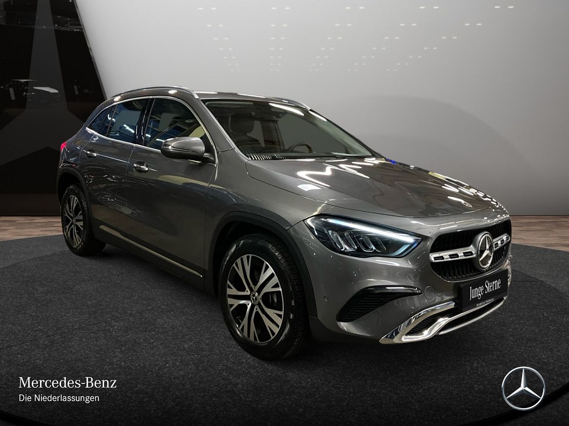 Mercedes-Benz GLA 180 Progressive
