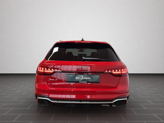 Audi RS4 Avant Quattro