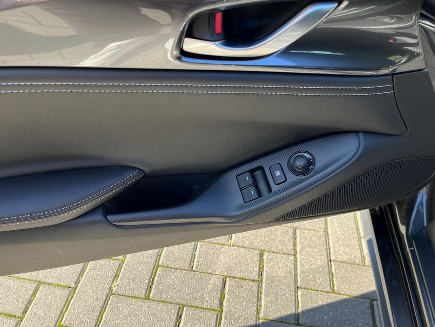 Mazda MX-5 Homura SkyActiv