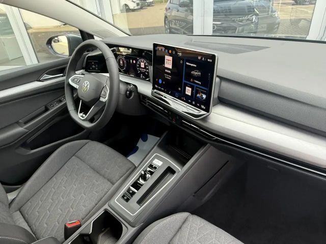 Volkswagen Golf DSG Life