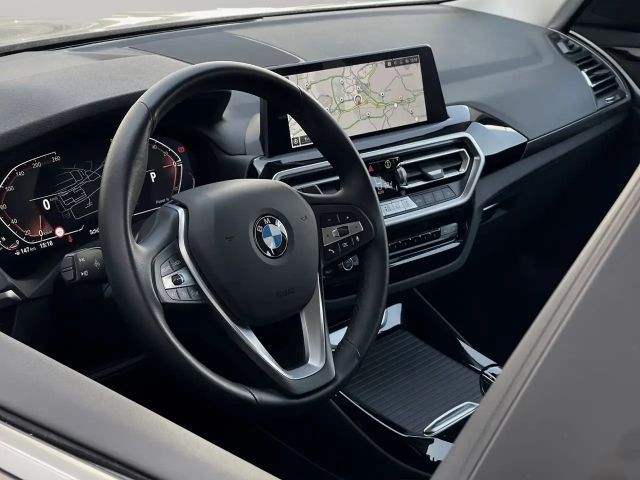 BMW X3 xDrive20i
