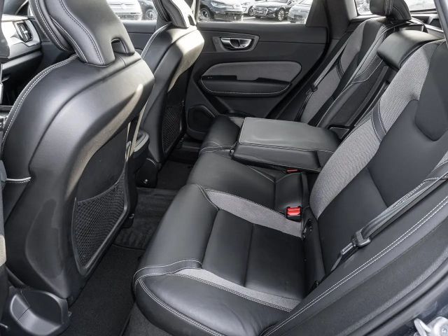 Volvo XC60 Dark Plus