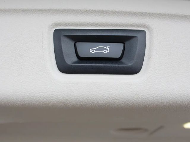 BMW 320 320d Sport Line Touring xDrive