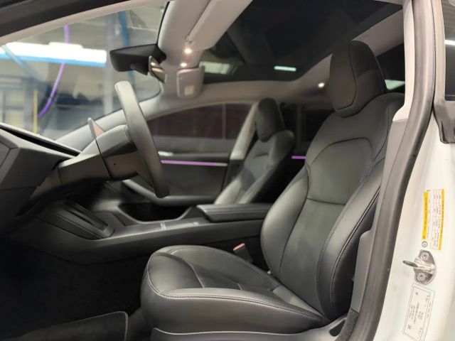 Tesla Model 3 AWD Long Range