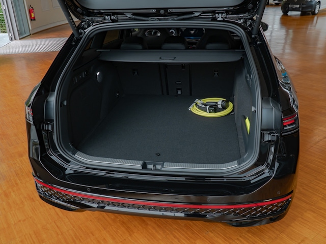 Volkswagen Passat R-Line eHybrid