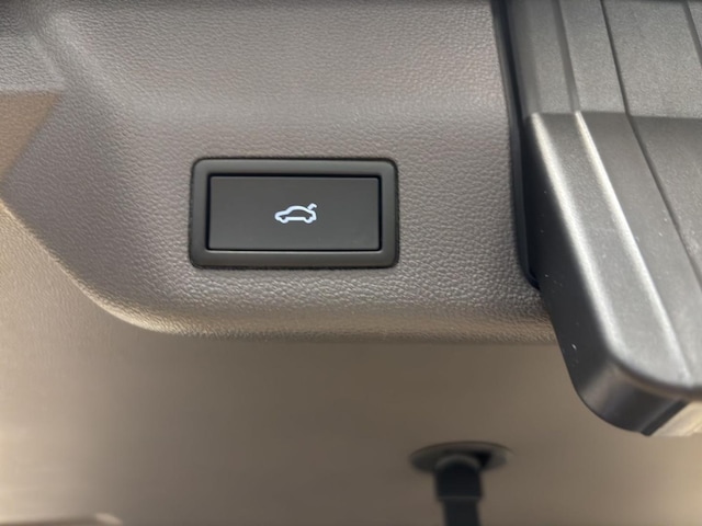 Volkswagen Multivan 2.0 TDI DSG IQ.Drive T7