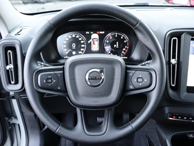 Volvo XC40 Essential 2WD Digitales Cockpit Soundsystem LED Sp