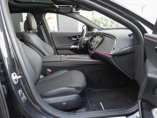 Mercedes-Benz E 220 AMG Line E 220 d Estate