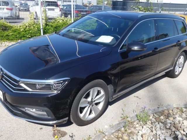 Volkswagen Passat DSG Elegance Elegance Variant