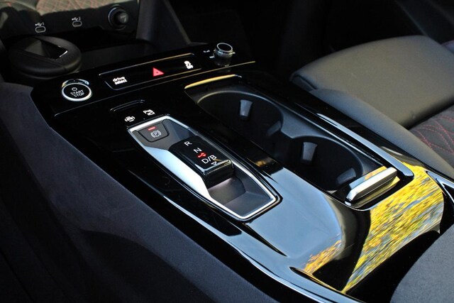 Audi Q6 e-tron Quattro