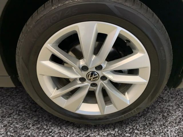 Volkswagen Taigo 1.5 TSI DSG Life