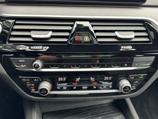 BMW 530 530d M-Sport xDrive