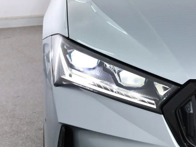 Skoda Superb Sportline iV