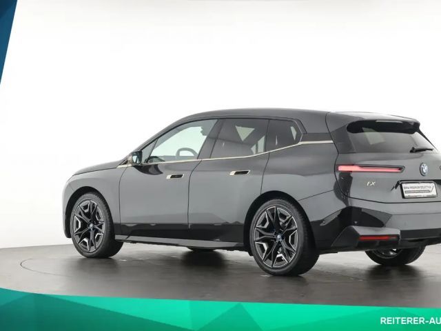 BMW iX xDrive40
