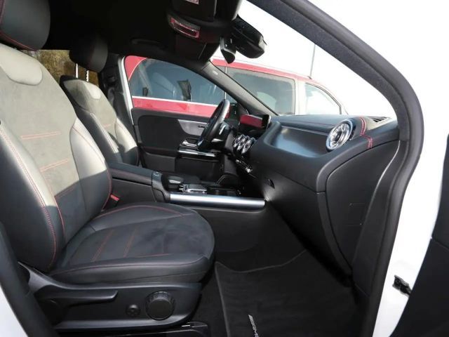 Mercedes-Benz EQA 250 AMG Line