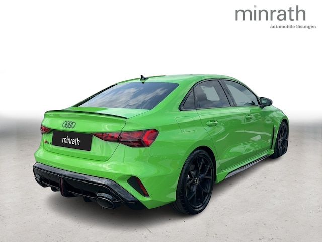 Audi RS3 Quattro S-Tronic Sedan